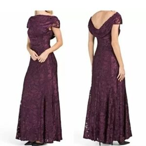 Tahari Velvet Burnout Side-Ruched Drape Neck Cap Sleeves A-Line Gown 6 $258 NWT